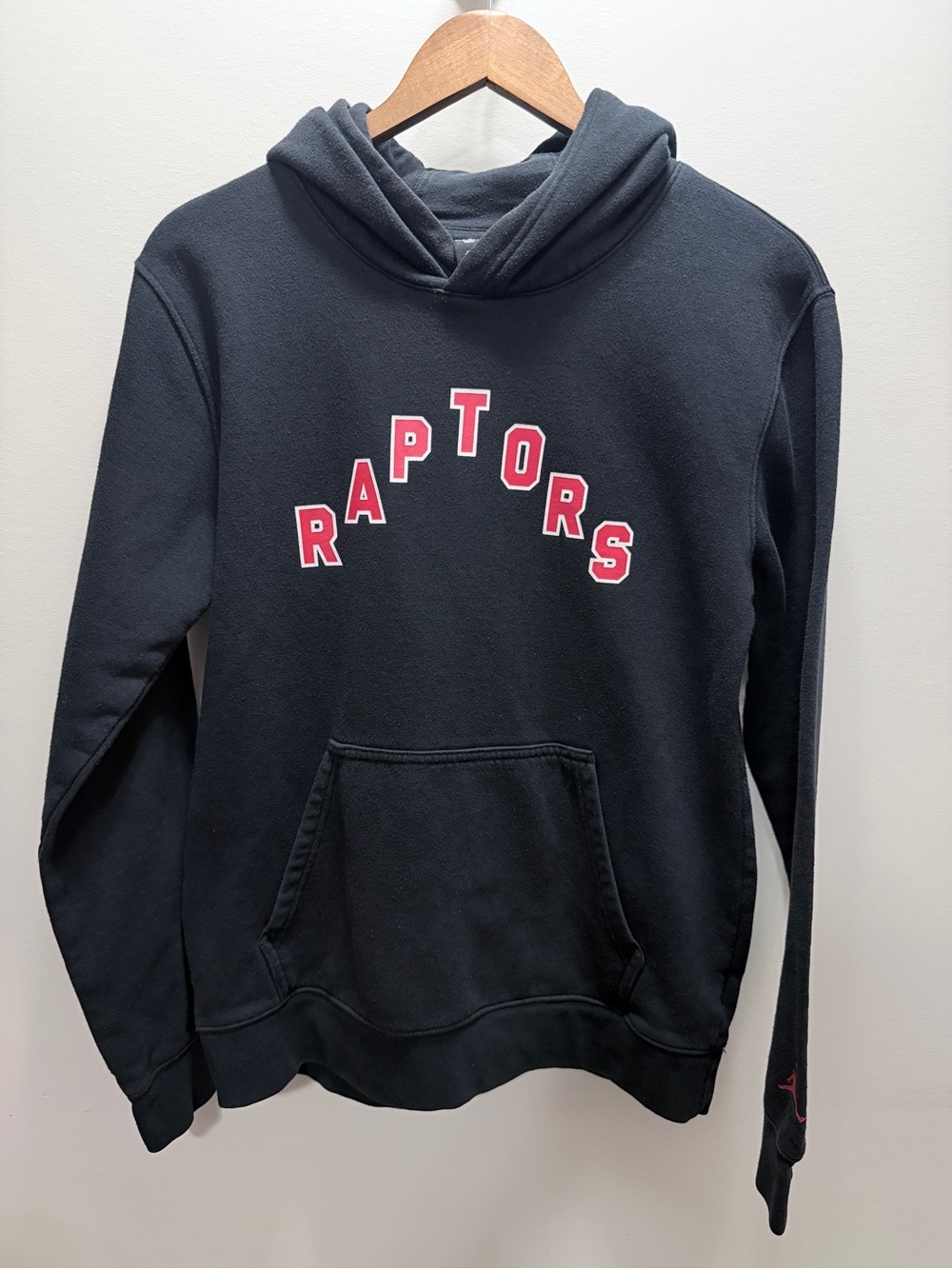Jordan Black Raptors Pullover Hoodie Sweatshirt Teens XL 17x21